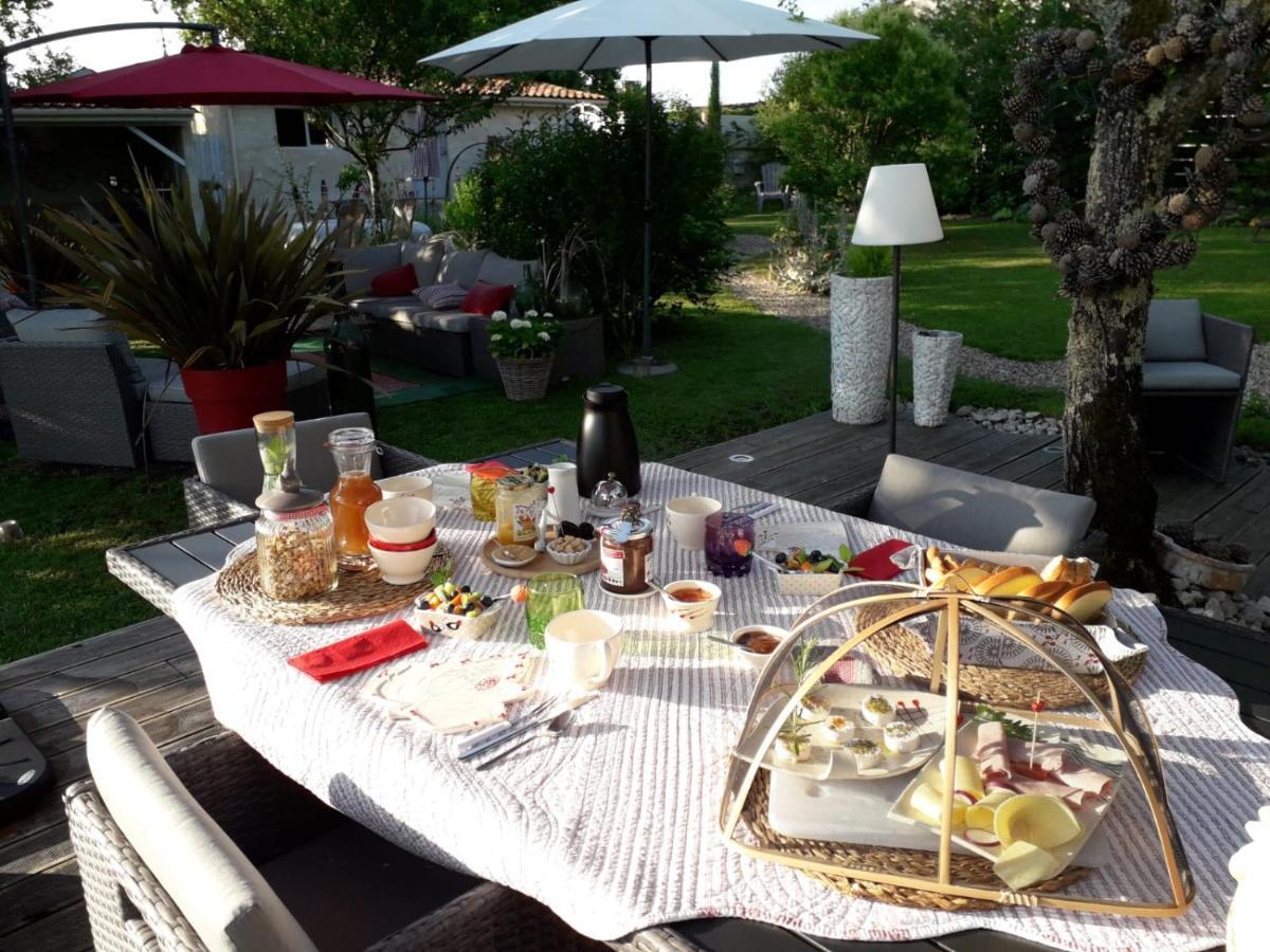 Coeur De Vigne A Colombier 24560 Bed & Breakfast Issigeac Bagian luar foto